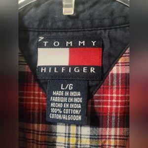 Vintage Tommy hilfiger short sleeve button up shirt.